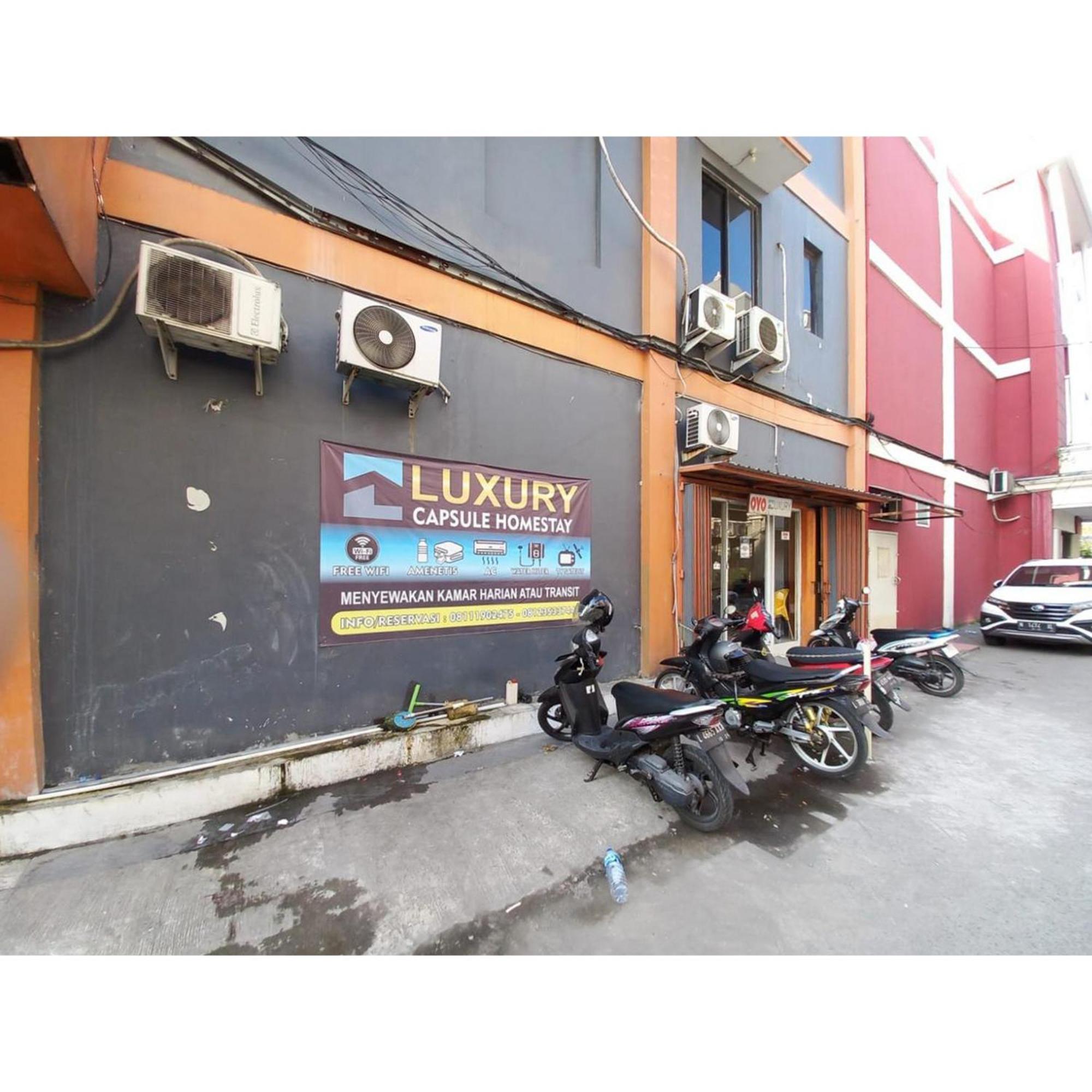 Reddoorz At Luxury Homestay Near Kantor Regional II Bkn Surabaya 诗都阿佐 外观 照片