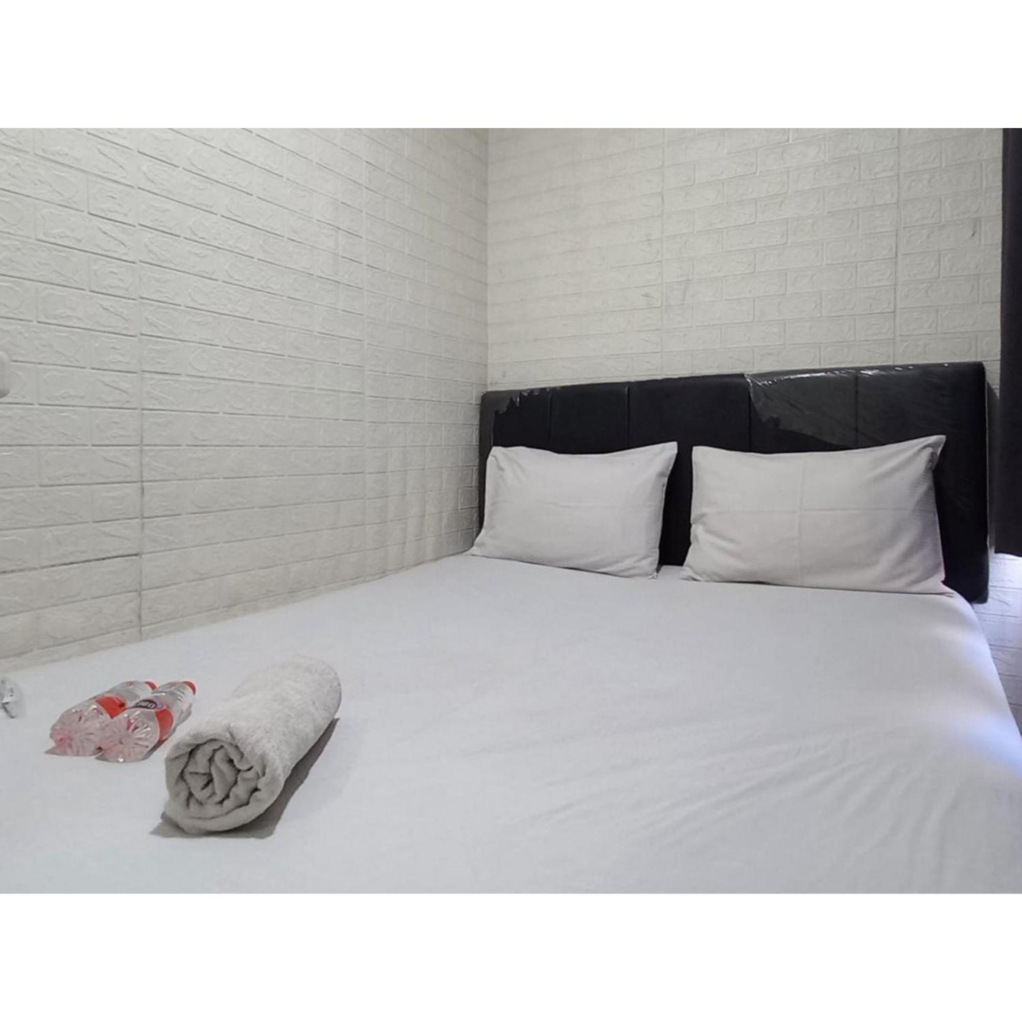 Reddoorz At Luxury Homestay Near Kantor Regional II Bkn Surabaya 诗都阿佐 外观 照片